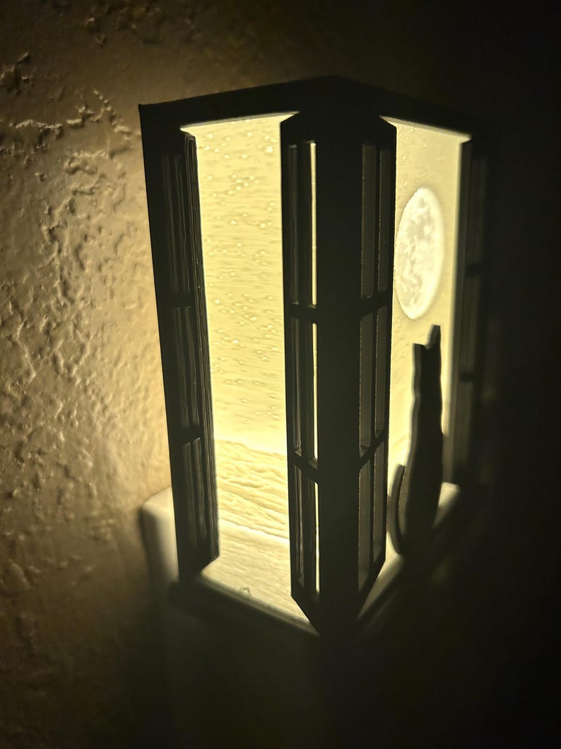 Cat Gazing Night Light - LED