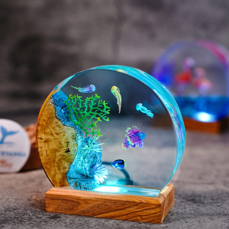 Hummingbird Resin Night Light | Handmade Round with Wooden Base | Romantic Nature Decor & Unique Gift