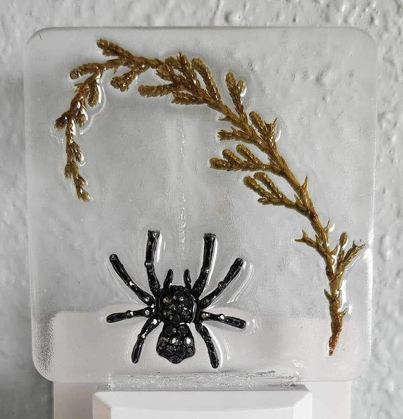 LED Night Light, Beautiful Resin Night Light, Birthday Gift, Housewarming, Gift for Any Occasion, Dragonfly, Butterfly, Turtle, Floral